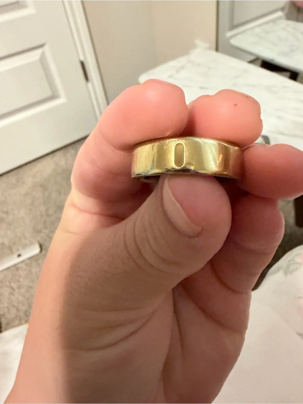 Oura 4th gen Gold Smart Ring *PLEASE READ DESCRIPTION*